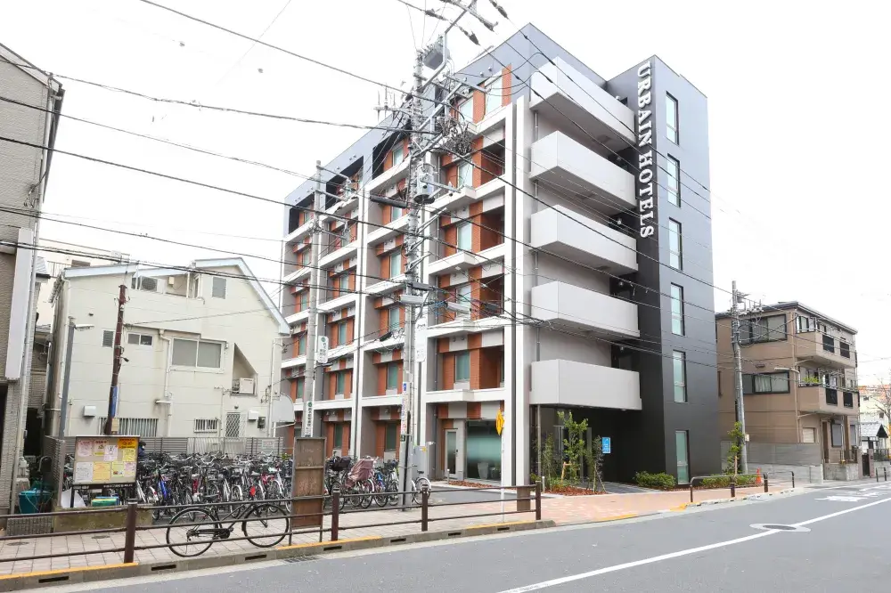 上野・浅草観光にも好アクセスな北千住駅徒歩3分のホテル。お客様一人ひとりの心に寄り添う、温かいおもてなしで、最高の笑顔と感動を届けませんか？