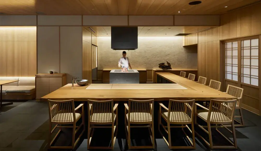 札幌という土地で、現代の「日本の旅館」の過ごし方を追求する。旅館の”顔”として、おもてなしの最前線で活躍を。｜フロントスタッフ募集