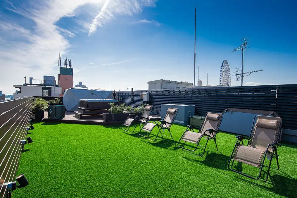 チームを率いて、「ONLY.1」「NO.1」となるホテルをマネージメントする。新しい滞在スタイルを提案するホテルでマネージャー職候補を募集！