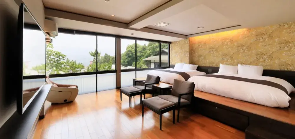 瀬戸内の恵みを活かす！感動の絶景、厳島神社を望む老舗旅館「菊乃家」で「思い出に残る食」を創る調理スタッフ募集！