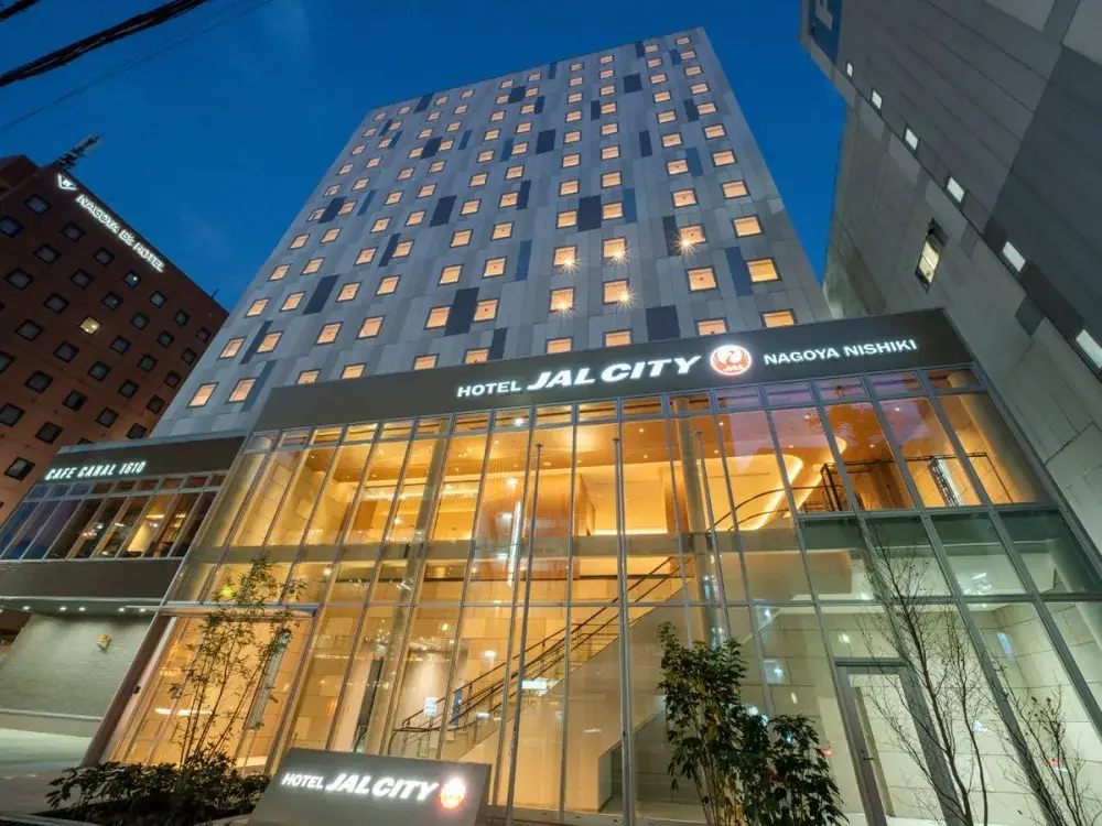 経験者募集！接客経験を活かし、フロント業務＋スタッフ育成・業務改善を担うホテルマネジメント（主任/チーフ）