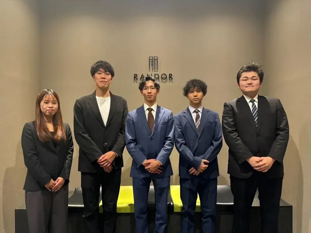 入社1年目で副支配人へ！5年で売上100億を目指す急成長企業で、ホテル一棟の運営・管理を担う！未経験歓迎の支配人候補募集！ | 株式会社Satisfill(福岡県福岡市中央区)の求人