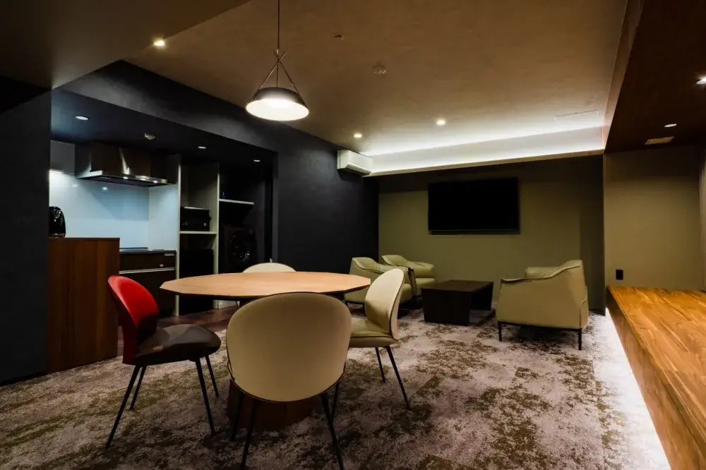 入社1年目で副支配人へ！5年で売上100億を目指す急成長企業で、ホテル一棟の運営・管理を担う！未経験歓迎の支配人候補募集！