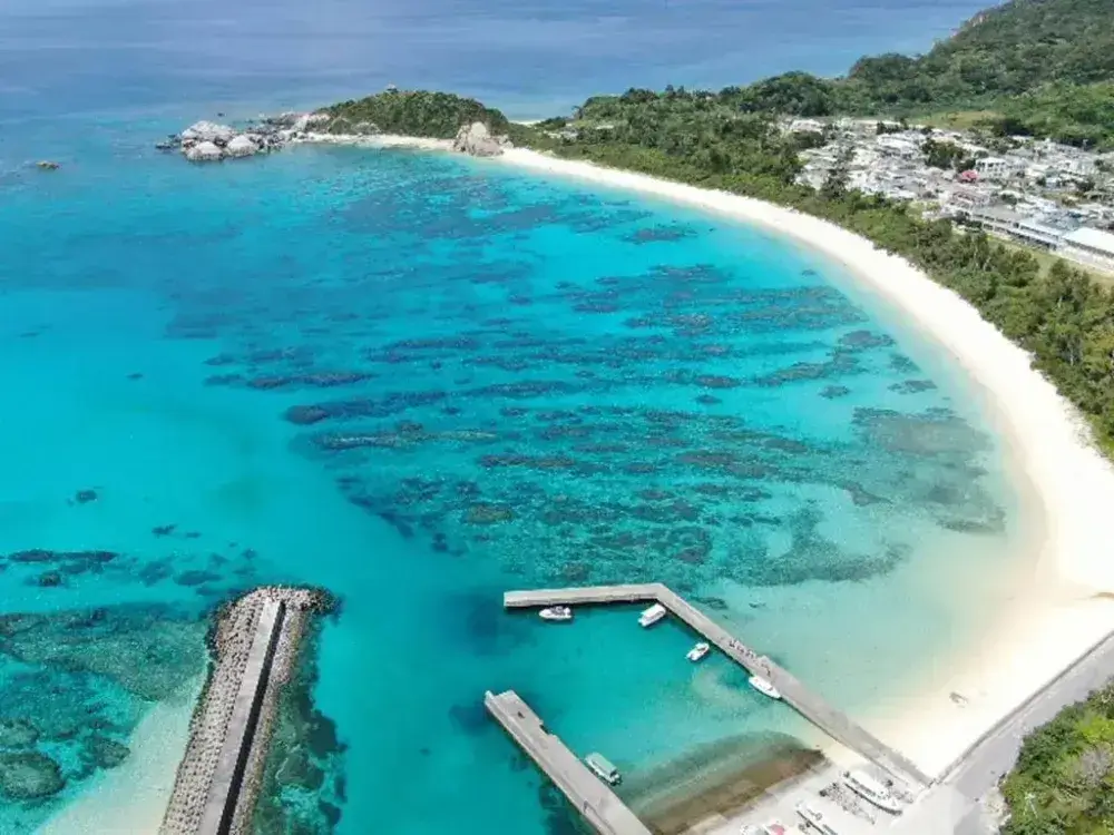 ~ビーチスタッフ募集~沖縄のきれいな海の側で一緒にお仕事しませんか？