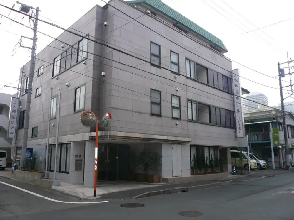 フロントスタッフ募集！地域密着型ホテルで「また来たい」を叶えるおもてなしを