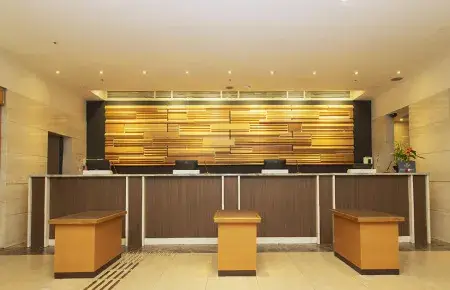 駅近ホテルレストランで調理スタッフ募集｜月給25万円以上