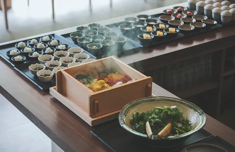 無為自然を体現する温泉宿《SOKI ATAMI》で、朝食を通じて旅の本質を届ける料理人を募集します｜年間休日117日