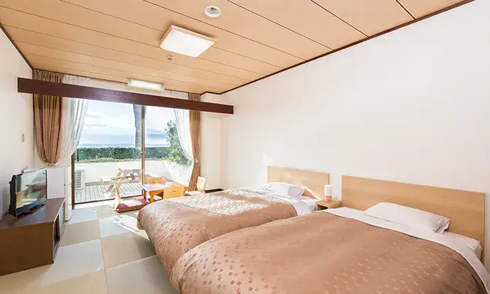 “地元の味で人を笑顔に。”海辺のホテルで、調理の一歩を踏み出そう｜ホテルグリーンプラザ鴨川 調理スタッフ募集（正社員）