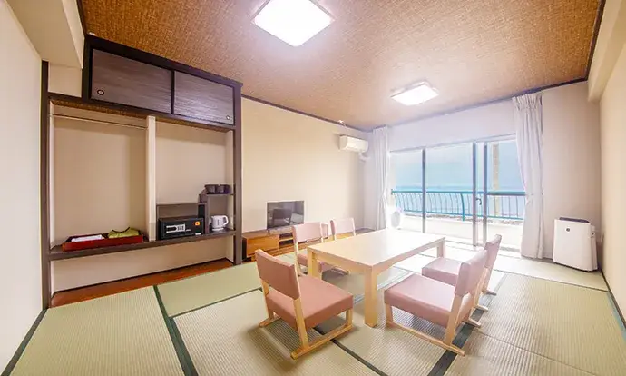 “地元の味で人を笑顔に。”海辺のホテルで、調理の一歩を踏み出そう｜ホテルグリーンプラザ鴨川 調理スタッフ募集（正社員）