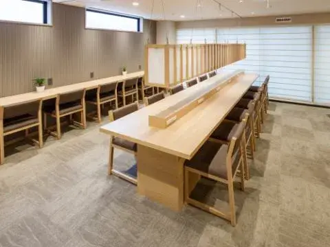 【責任者候補募集】気配りが活きるホテルで、キャリアアップを。 ～接客・管理経験を活かし、支配人を目指せる環境～