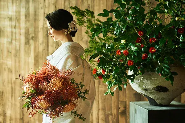 "結婚"という人生の物語に、あなたの感性で寄り添う ──ウェディングセールス（営業）スタッフ募集／経験者優遇・人柄重視採用