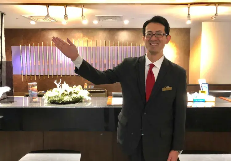スカイツリーの絶景を望むホテルで、丁寧なサービスを。レストランスタッフ募集